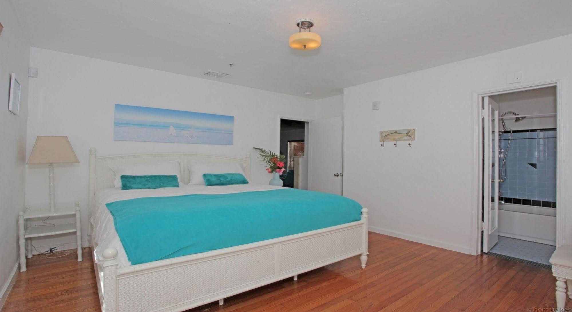 Bikini Lodge (Adults Only) Miami Beach Exterior photo